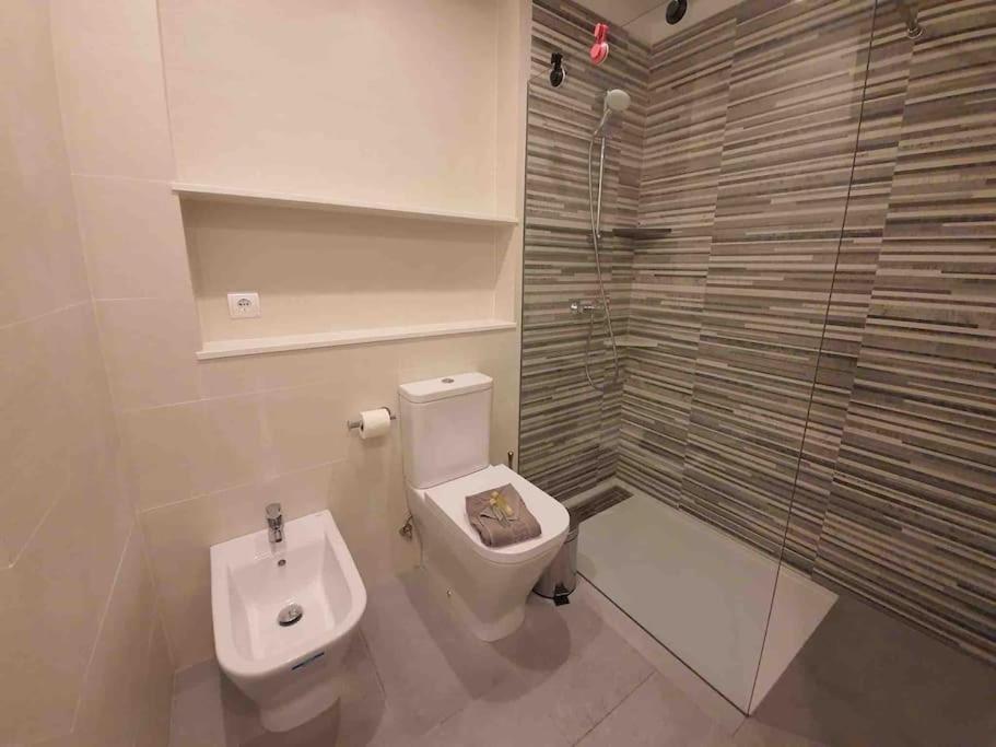 Espectacular Planta Baja Con Terraza Y Parking A 5 Min De La Playa Apartment Cadaques Exterior photo